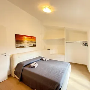 https://semplice-bnb-bonagia.sicilyhotelsitaly.net